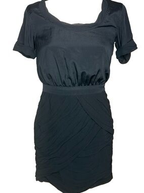 Diane Von Furstenberg Black Short Sleeve Mini Dress